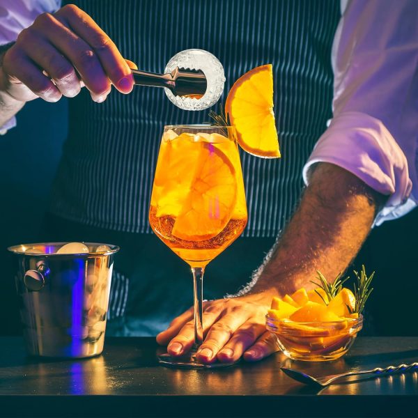 Elegant Crystal Whiskey Ice Mold